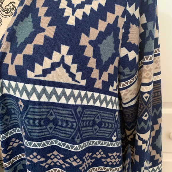 Lularoe Caroline Cardigan - Picture 3 of 5